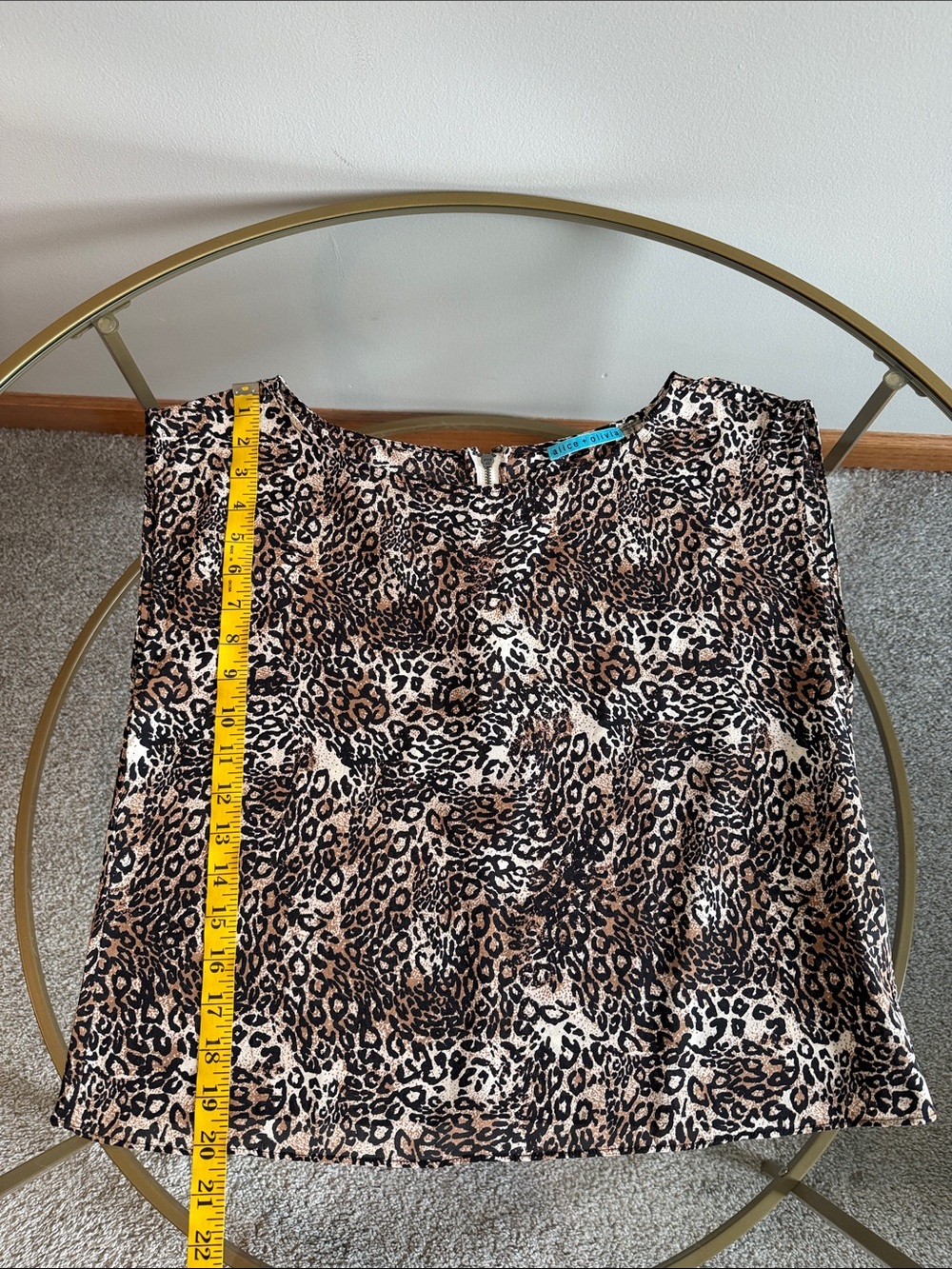 Alice + Olivia Leopard Print Top, Size M - Picture 13 of 16